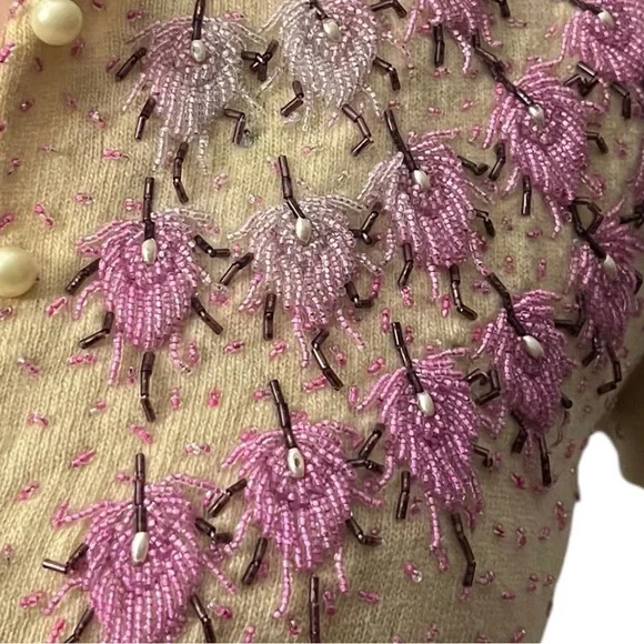 Stunning 1950’s Highly Detailed Hand Beaded Cardigan, Sweater Girl Knit Top - Picture 6 of 14